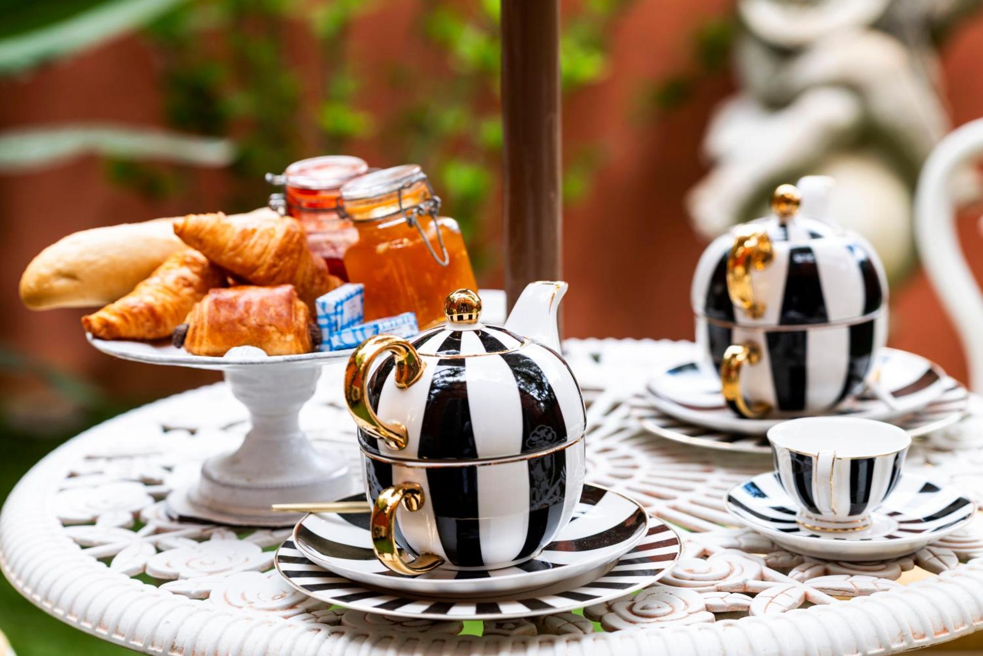 La Bravade Luxe Et Serenite Au Coeur De Saint-Tropez Suites Spacieuses Avec Jardin Enchanteur Eksteriør bilde